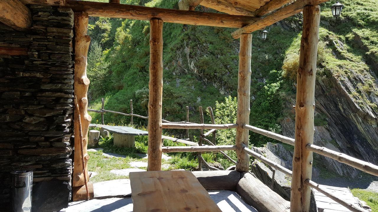 ホテル Samtsikhe Dartlo エクステリア 写真